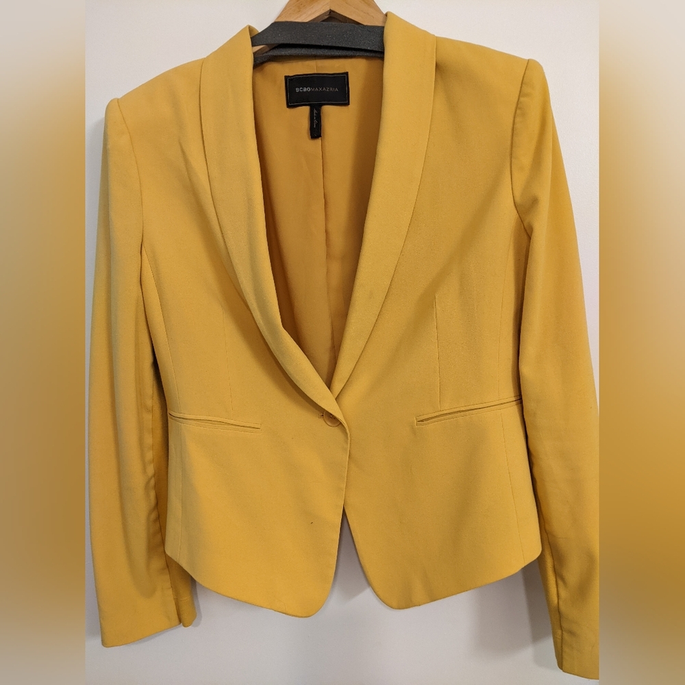 BCBG blazer